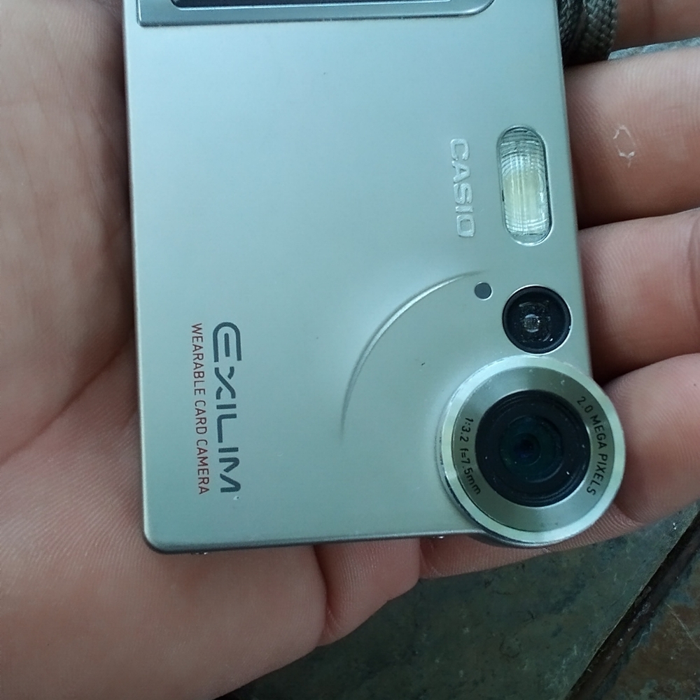 Casio digital camera - Picture 3 of 9